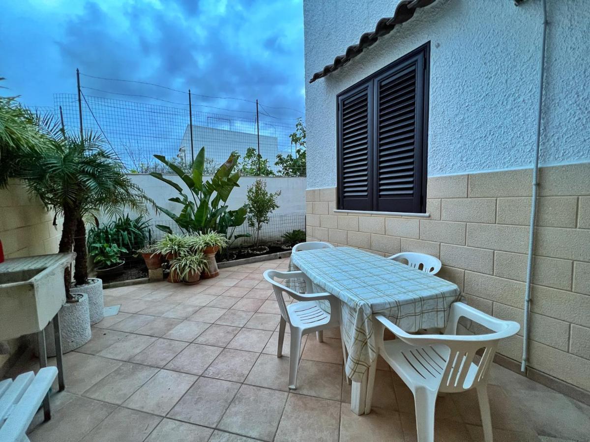 Casa Vacanza Rita Marina Di Pescoluse Buitenkant foto
